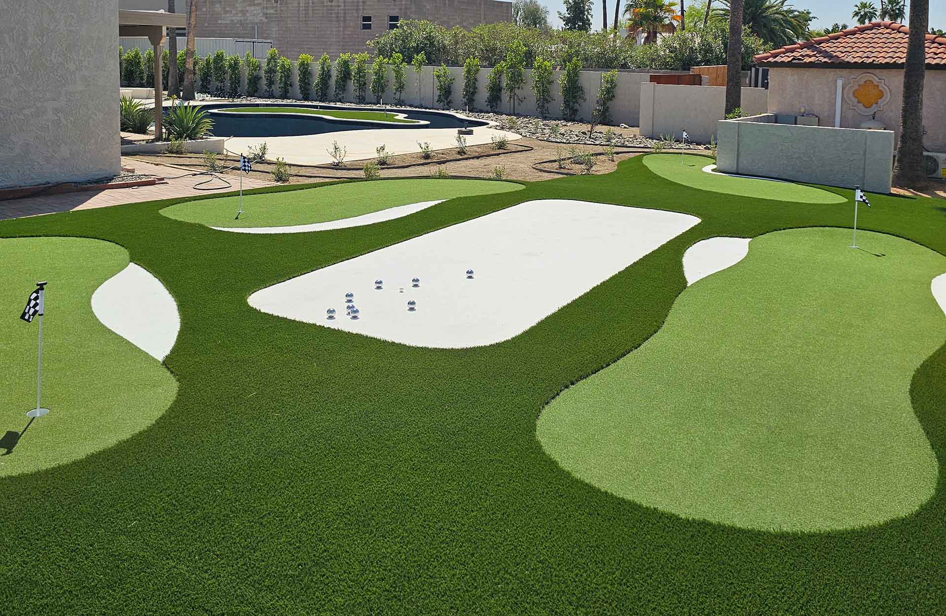 Backyard putting green and artificial turf installed in Gilbert, Arizona
